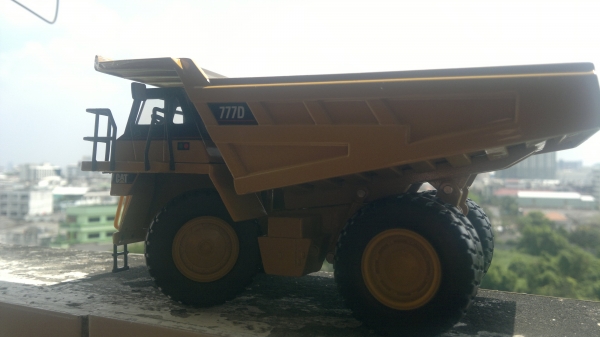 รถ caterpillar มีหลายรุ่นให้เลือกสะสมหรือจะใช้เป็นของฝากติดต่อสอบถามได้ตลอด 24 ชมคับ รถ caterpillar มีหลายรุ่นให้เลือกสะสมหรือจะใช้เป็นของฝากติดต่อสอบถามได้ตลอด 24 ชมคับ