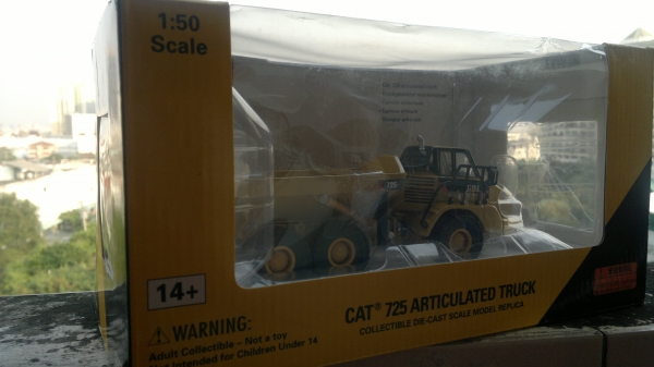 รถ caterpillar มีหลายรุ่นให้เลือกสะสมหรือจะใช้เป็นของฝากติดต่อสอบถามได้ตลอด 24 ชมคับ รถ caterpillar มีหลายรุ่นให้เลือกสะสมหรือจะใช้เป็นของฝากติดต่อสอบถามได้ตลอด 24 ชมคับ