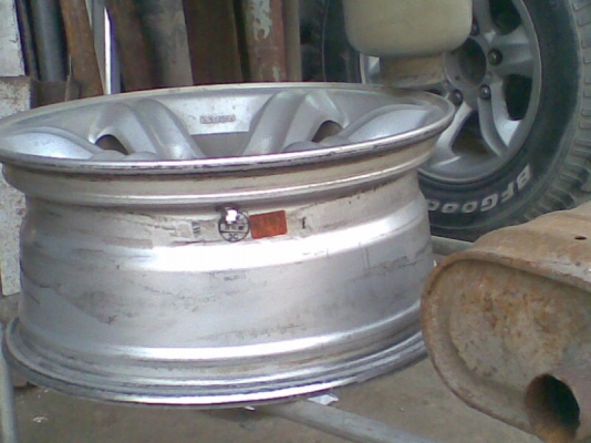 ล้อแม๊กเล็บเหยี่ยว