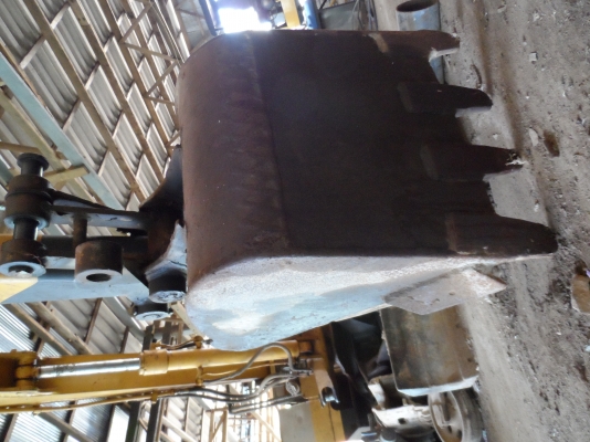 ขายซากkomatsu pc40-5