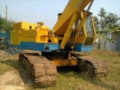 KOMATSU PC200-2 เครื่องปั้มเดิม รถทำงานอยู่