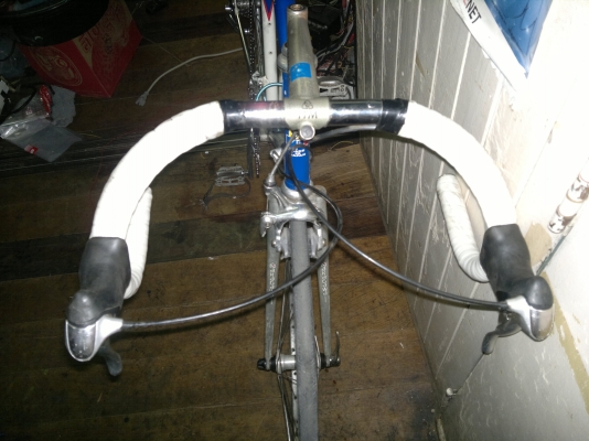 ขายจักรยานเสือหมอบอะไหล่ดีduraace