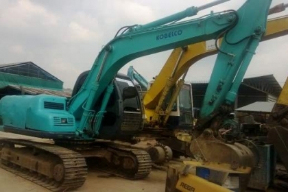 แบคโฮ KOBELCO SK100 MACK5 ธรรมดา มีลายหัวเจาะ แบคโฮ KOBELCO SK100 MACK5 ธรรมดา มีลายหัวเจาะ