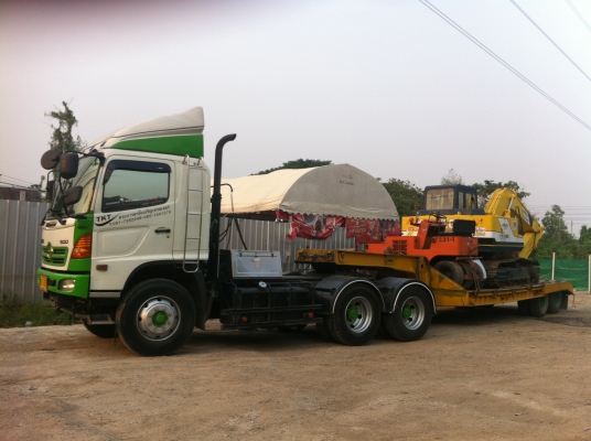 บริการขนย้ายเครื่องจักรกลหนัก