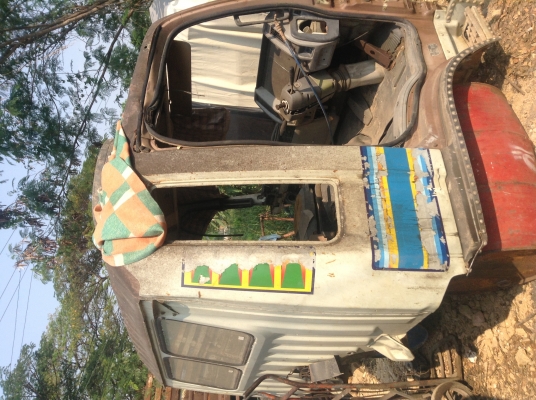 ขายแชซซีติดดั้มซุ่นชัยHino 1m พร้อมหัวเก๋งเดิมติดรถ