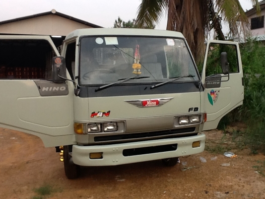 ขายหกล้อฮีโน่.FB.เครื่อง.120.หัวกับคัตชี ยาว 5 เมตร รถปี 38 รถห้างแท้ๆ