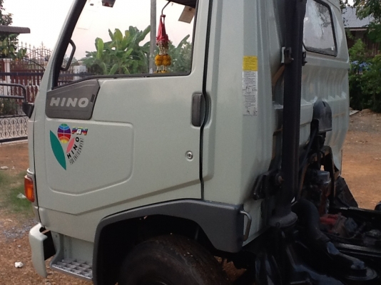 ขายหกล้อฮีโน่.FB.เครื่อง.120.หัวกับคัตชี ยาว 5 เมตร รถปี 38 รถห้างแท้ๆ