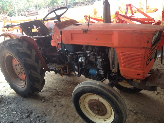 ขายคูโบต้าL2000พร้อมผาน3เครื่องดีถูกๆคับ