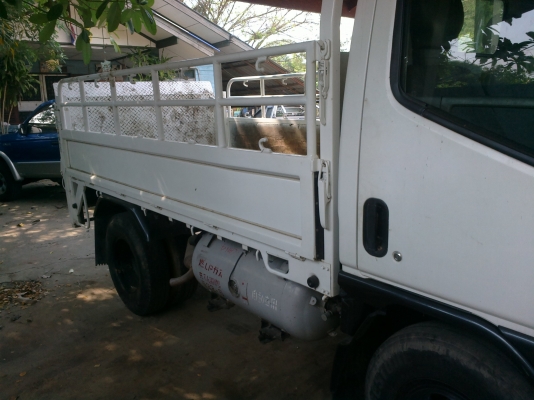 หกล้อแคนเตอร์กั๊ส LPG 100\% หกล้อแคนเตอร์กั๊ส LPG 100\%