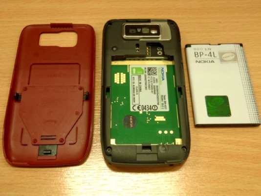 ขาย Nokia E63 สีแดง