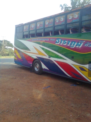 ขายรถบัส12เมตรทรง3เสาครัซซีBENZ เครื่องNISSAN PE6 TURBO พร้อมชุดแต่งและเครื่องเสียงอีกมากมาย ราคาคุยกันได้