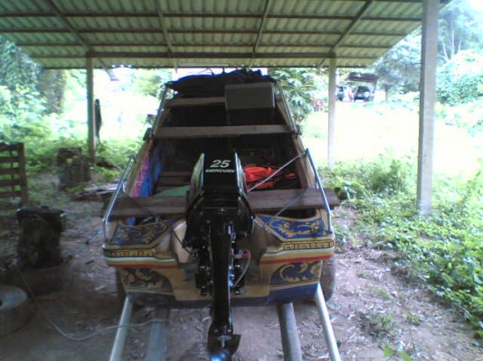 ขายเรือไฟเบอร์เครื่องJLOหางยาวพร้อมเทเลอร์