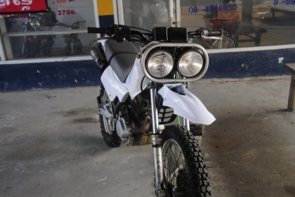 โคมไฟหน้าคู่baja