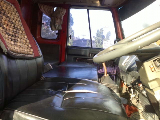 รถอิซูซุ 10 ล้อ รั่ว FVM 195 แรงม้า ปี 38  สนใจติดต่อ 081 - 6079515