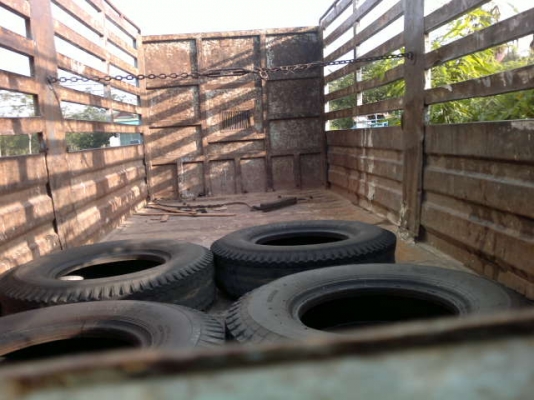 รถอิซูซุ 10 ล้อ รั่ว FVM 195 แรงม้า ปี 38  สนใจติดต่อ 081 - 6079515