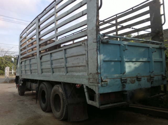 รถอิซูซุ 10 ล้อ รั่ว FVM 195 แรงม้า ปี 38  สนใจติดต่อ 081 - 6079515