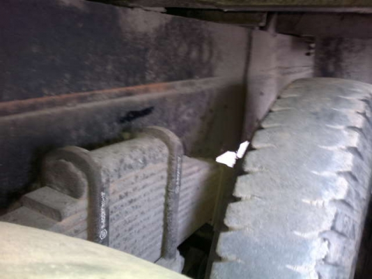 รถอิซูซุ 10 ล้อ รั่ว FVM 195 แรงม้า ปี 38  สนใจติดต่อ 081 - 6079515