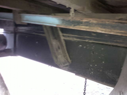 รถอิซูซุ 10 ล้อ รั่ว FVM 195 แรงม้า ปี 38  สนใจติดต่อ 081 - 6079515