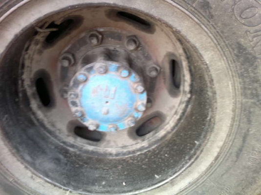 รถอิซูซุ 10 ล้อ รั่ว FVM 195 แรงม้า ปี 38  สนใจติดต่อ 081 - 6079515