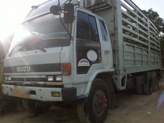 รถอิซูซุ 10 ล้อ รั่ว FVM 195 แรงม้า ปี 38  สนใจติดต่อ 081 - 6079515