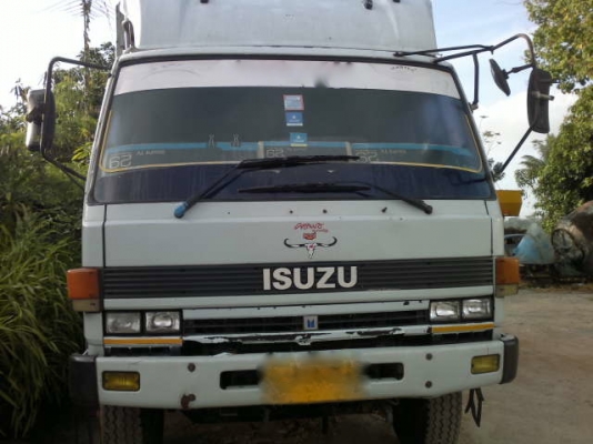 รถอิซูซุ 10 ล้อ รั่ว FVM 195 แรงม้า ปี 38  สนใจติดต่อ 081 - 6079515