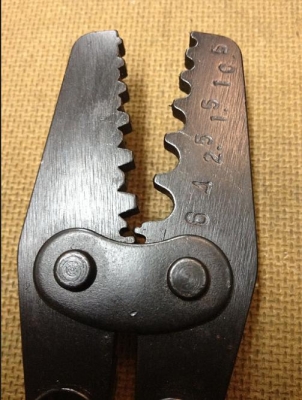 คีมย้ำหางปลา 6L WYNN's