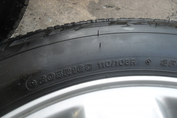 ล้อแม็ก 16นิ้ว 6รู อีซูสุ พร้อมยาง สวยๆ 4 ล้อ ราคา 7900 บาท ล้อแม็ก 16นิ้ว 6รู อีซูสุ พร้อมยาง สวยๆ 4 ล้อ ราคา 7900 บาท