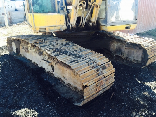 ขาย KOBELCO SK200-3 เครื่องดี ช่วงล่างสวยครับ