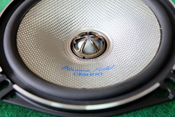ลำโพง Clarion รุ่น SRT1753 Plasma Field ลำโพงแกนร่วม 2 ทาง ขนาด 6.5" ลำโพงกรวยเคฟล่าห์สีขาว ลำโพง Clarion รุ่น SRT1753 Plasma Field ลำโพงแกนร่วม 2 ทาง ขนาด 6.5" ลำโพงกรวยเคฟล่าห์สีขาว
