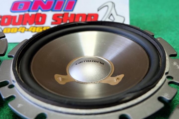 เซ็ทลำโพงกรวยอลูมิเนียม Pioneer Carrozzeria ครบเซ็ท ขนาด 6" ตรงรุ่นทุกชิ้น Made in Japan เซ็ทลำโพงกรวยอลูมิเนียม Pioneer Carrozzeria ครบเซ็ท ขนาด 6" ตรงรุ่นทุกชิ้น Made in Japan