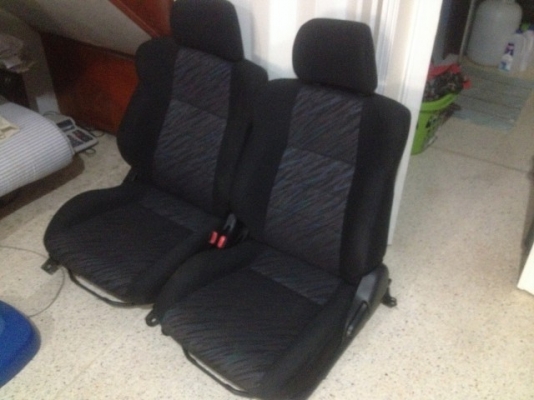 เบาะ TOYOTA CELICA  เเปลงใส่ TOYOTA ได้ทุกรุ่นของเก่าญี่ปุ่นเเท้สภาพยังใหม่ๆคู่ละ