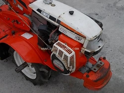 NEW!!! รถพรวนดินเดินตาม KUBOTA TG750 รหัสสินค้า : 80803038 Line ID: nihonmono หรือเพิ่มเติมไดที่ www.nihonmono.com NEW!!! รถพรวนดินเดินตาม KUBOTA TG750 รหัสสินค้า : 80803038 Line ID: nihonmono หรือเพิ่มเติมไดที่ www.nihonmono.com