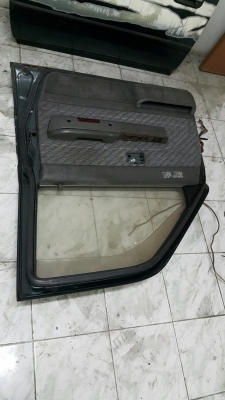 ประตู toyota surf