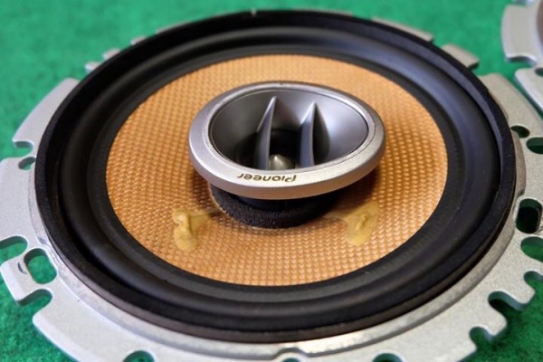 เซ็ทลำโพงกรวยเคฟล่าห์เหลือง Pioneer Carrozzeria ครบเซ็ท ขนาด 6" ตรงรุ่นทุกชิ้น Made in Japan เซ็ทลำโพงกรวยเคฟล่าห์เหลือง Pioneer Carrozzeria ครบเซ็ท ขนาด 6" ตรงรุ่นทุกชิ้น Made in Japan