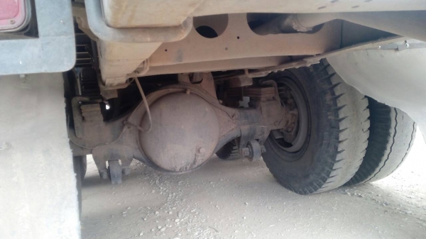 ขายด่วนรถสิบล้อ2เพลาFN527TFเครือง220แรงติดเครน4.5ตัน