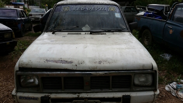 Isuzu 2200 สี่ประตู เครื่องดีมีแอร์ มีเล่ม ทะเบียนขาดปี 51 ขาย 20,0000 บาท Isuzu 2200 สี่ประตู เครื่องดีมีแอร์ มีเล่ม ทะเบียนขาดปี 51 ขาย 20,0000 บาท