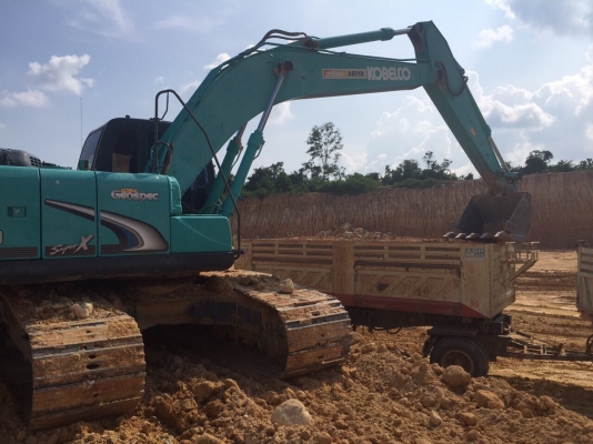 ขายแบคโฮ KOBELCO SK200 SUPER พร้อมใช้ครับ