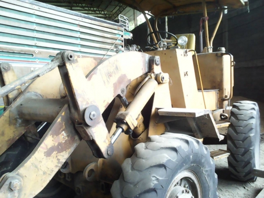 ขายด่วนรถตักเอวอ่อนCAT.920สภาพพร้อมใช้งานยางดีใช้งานอยู่ ขายด่วนรถตักเอวอ่อนCAT.920สภาพพร้อมใช้งานยางดีใช้งานอยู่