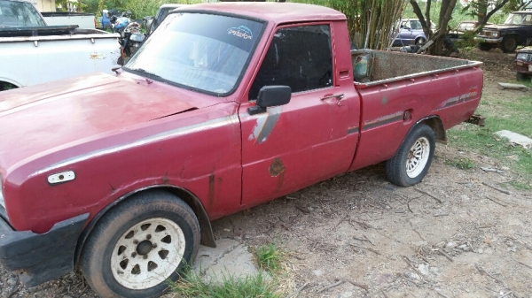 มาสด้า 1000 เครื่องa12 ลงเล่ม ติดlpg ทะเบียนขาดปี 56 เอกสารโอน ขาย 11,000 บาท มาสด้า 1000 เครื่องa12 ลงเล่ม ติดlpg ทะเบียนขาดปี 56 เอกสารโอน ขาย 11,000 บาท