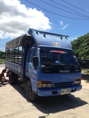 ขาย ISUZU NPR130 HP 4.3M ปี 45 โทร 0863425863