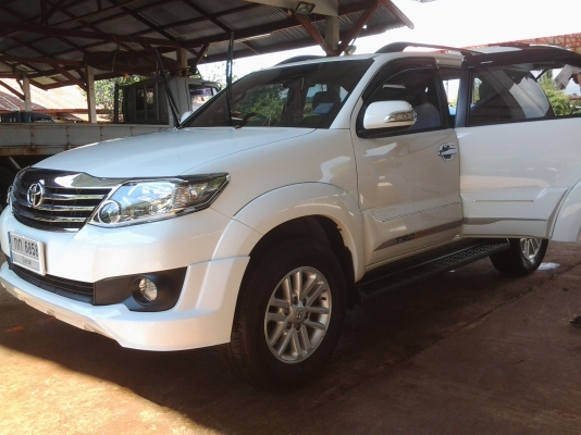 TOYOTA FORTUNER 2.7V ปี57 เกียร์ออโต้ แก้สอีเนอจี้ ไมน้อย แอแบคคู่ ป1 ถึง59