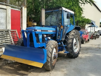 รับสั่งจอง รถไถ FORD 6610 เก่านอก 2 เพลา มีอุปกรณ์ใบดันหน้า,ผาน3,ผาน7 จาน 26 นิ้ว 6 มิล
