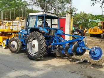 รับสั่งจอง รถไถ FORD 6610 เก่านอก 2 เพลา มีอุปกรณ์ใบดันหน้า,ผาน3,ผาน7 จาน 26 นิ้ว 6 มิล