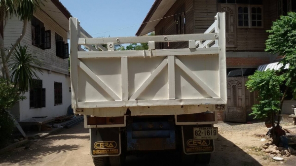 ขาย MITSUBISHI TF 220  สองเพลาดั๊ม กระบะเหล็ก