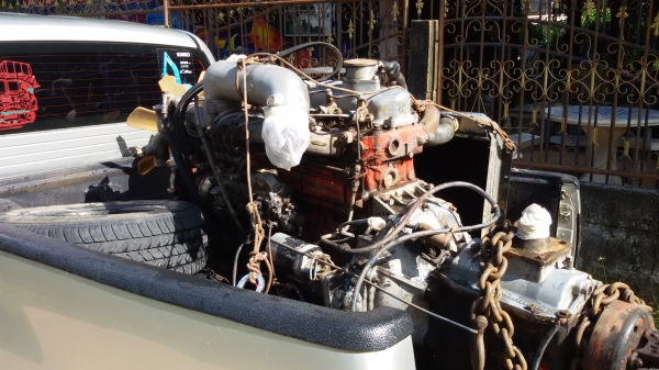 ขายเครื่องฮีโน่EH700พร้อมเกียร+หม้อน้ำใช้งานปกติราคา50000บาท