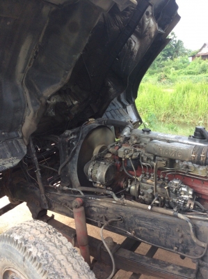 HINO 6ล้อFFแท้ ยาว7.2ม. เครื่องดี ครัทซีสวย รถไม่ผุ คานท้าย ZM10น็อต รถสวยพร้อมใช้งาน ขาย620,000บาท (ศุภากร081-1903107, 081-4252943)