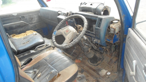 หัวอีซูซุ NPR  115 อุปกรณ์ครบราคาถูก