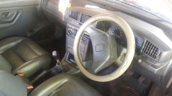 ขายรถเก๋งราคามอเตอร์ไซค์