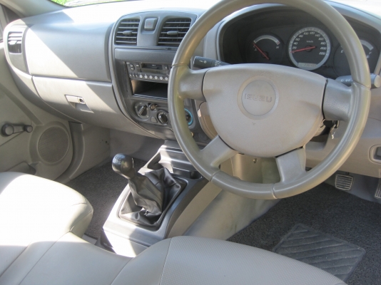 ขายด่วน ISUZU SPARK EX ปี2005