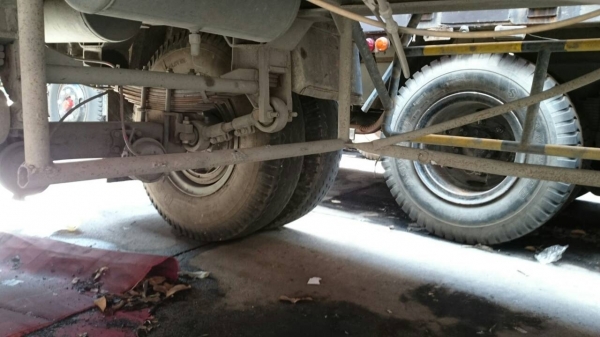 ขายรถพ่วง2คานไม่ดั้มยาว6.4ม.ยาง70\%8เส้นเล่มพร้อมโอน ขายรถพ่วง2คานไม่ดั้มยาว6.4ม.ยาง70\%8เส้นเล่มพร้อมโอน